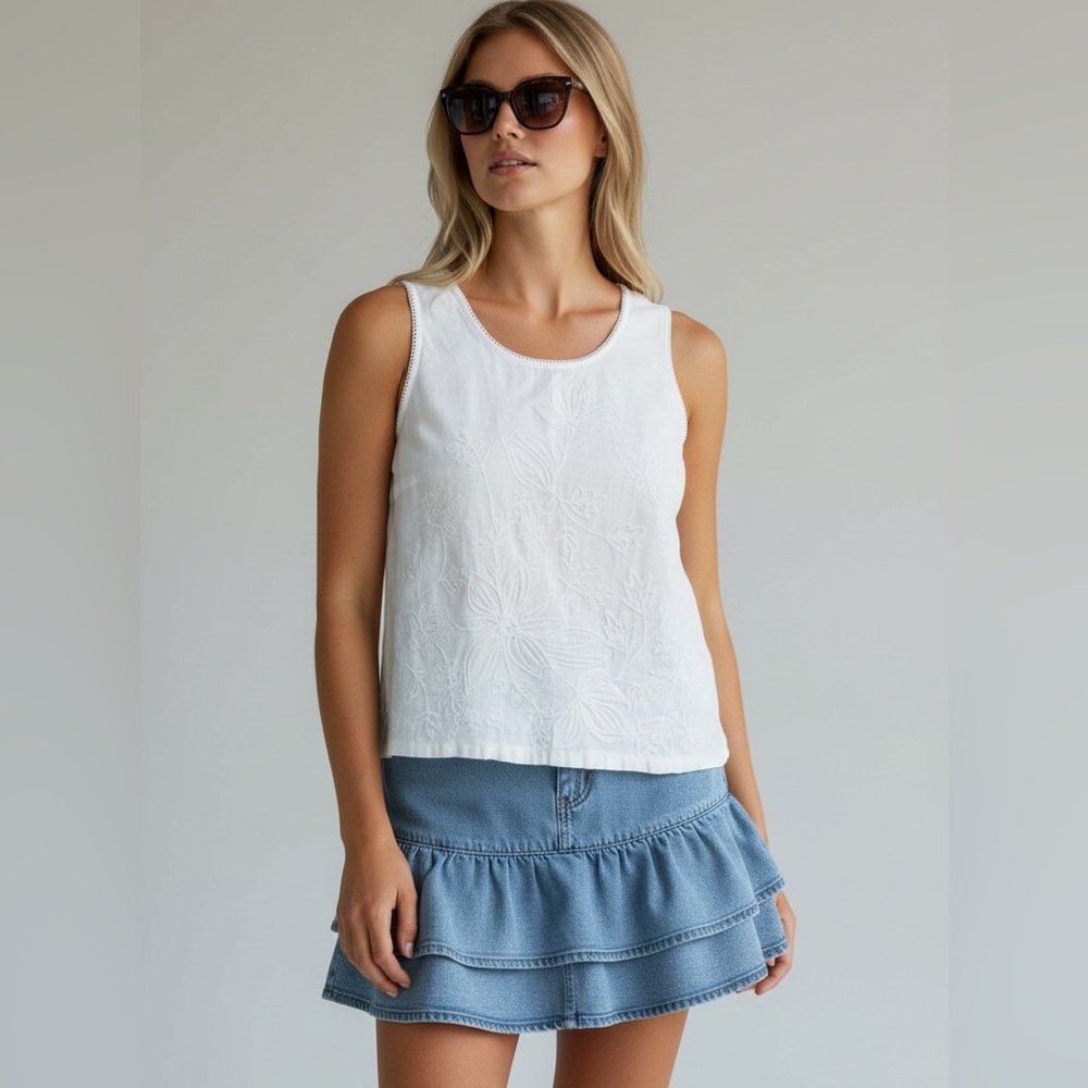 R Petites Embroidered Tank Top Sleeveless Floral White Cotton Small‎